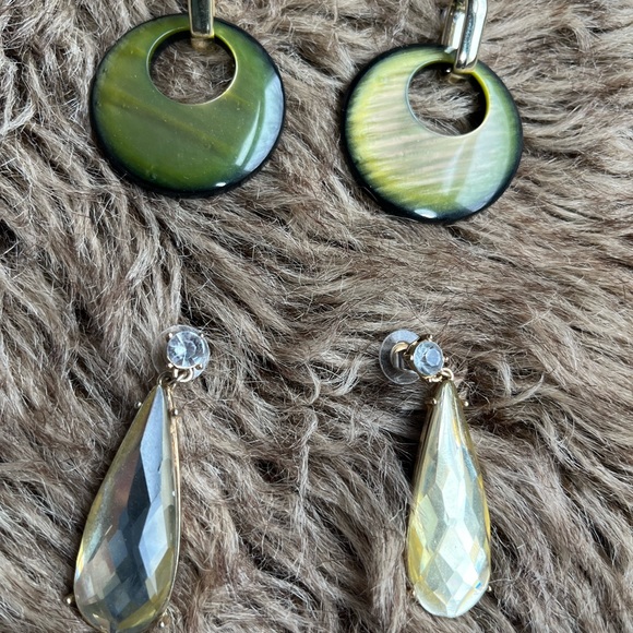 Chic Chunky Dangly Earing set - Picture 4 of 8